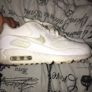 White nike air max 90 essential